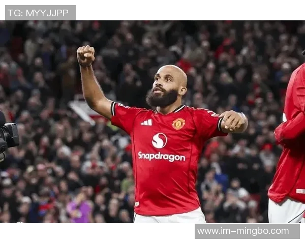 太阳报分析曼联与曼城对决阵型姆伯莫领衔锋线B费回归核心位置