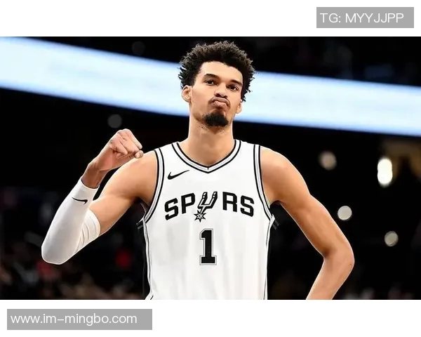 马刺未能充分挖掘文班潜力主帅战术安排遭质疑引发讨论 马刺未能充分挖掘文班潜力主帅战术安排遭质疑引发讨论