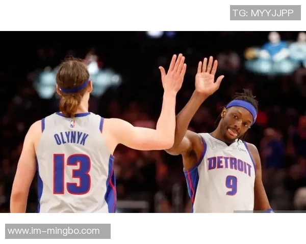 杰伦布朗半场表现低迷仅得7分罚球全中成唯一亮点